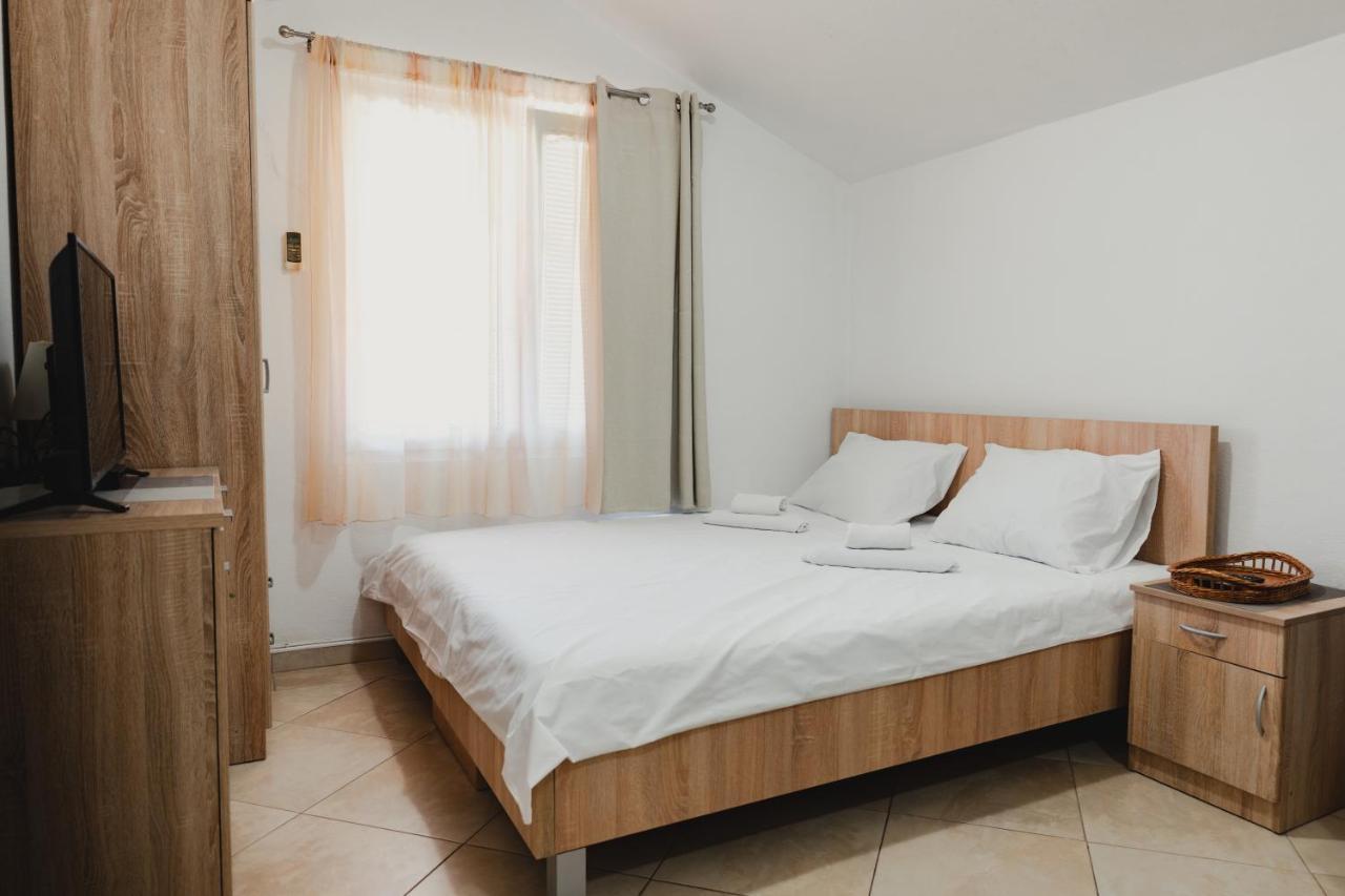 Apartments Djukic تيفات المظهر الخارجي الصورة