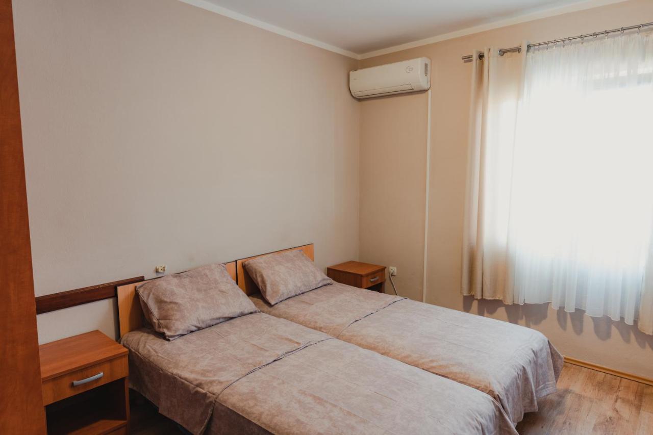 Apartments Djukic تيفات المظهر الخارجي الصورة