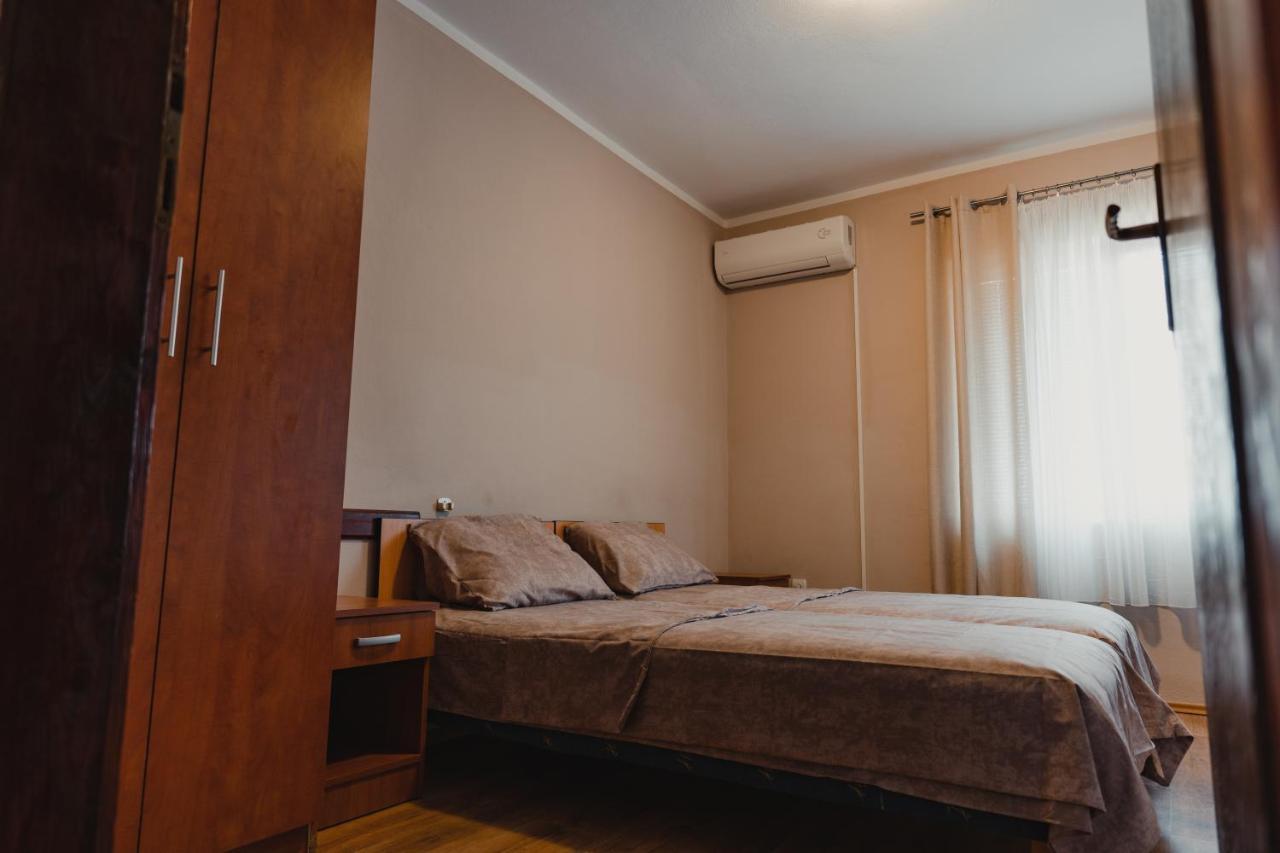 Apartments Djukic تيفات المظهر الخارجي الصورة
