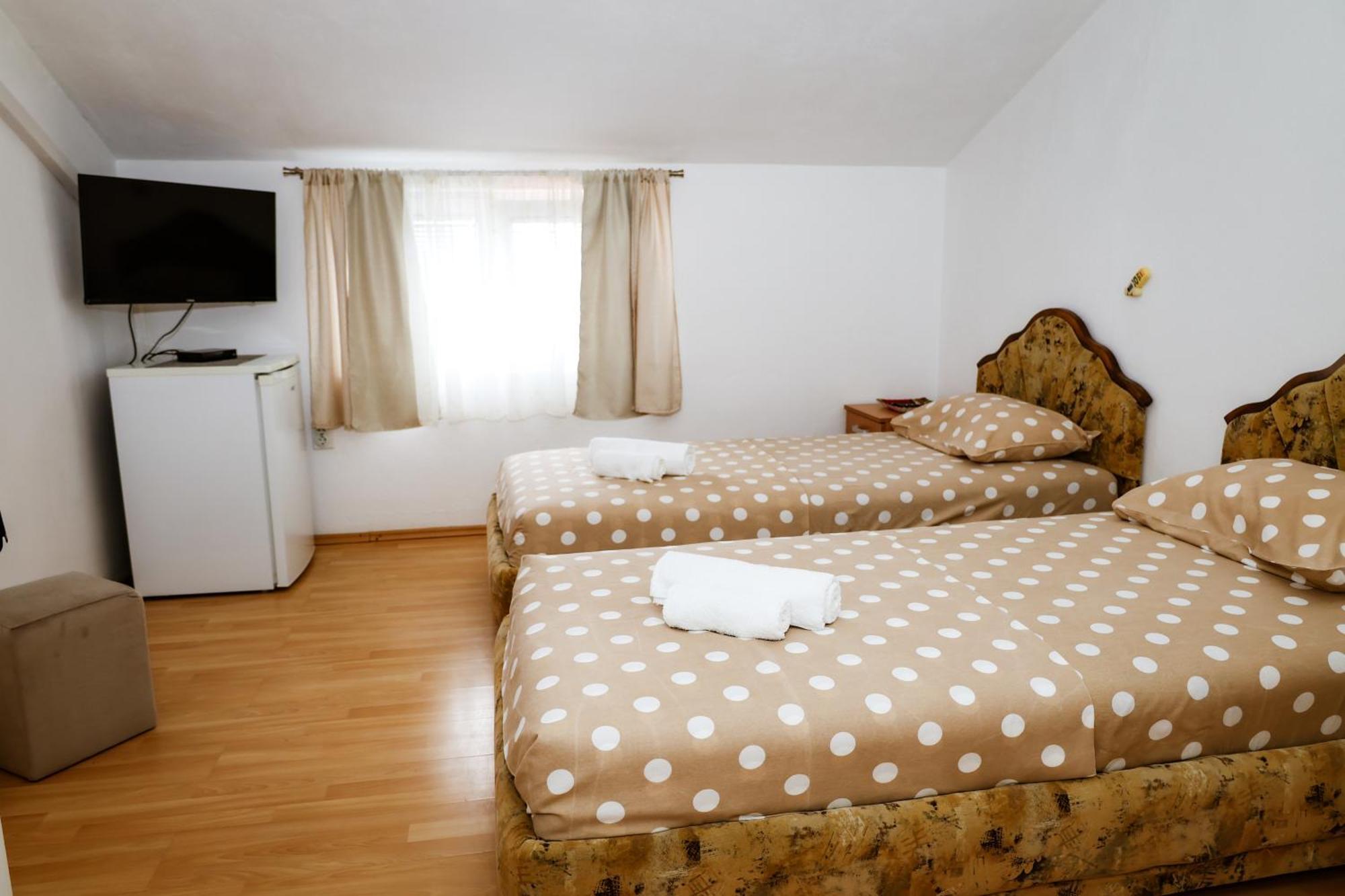 Apartments Djukic تيفات المظهر الخارجي الصورة