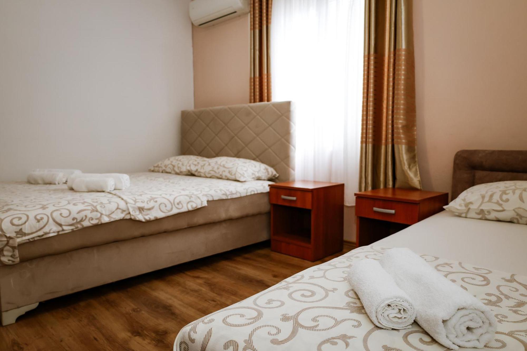 Apartments Djukic تيفات المظهر الخارجي الصورة