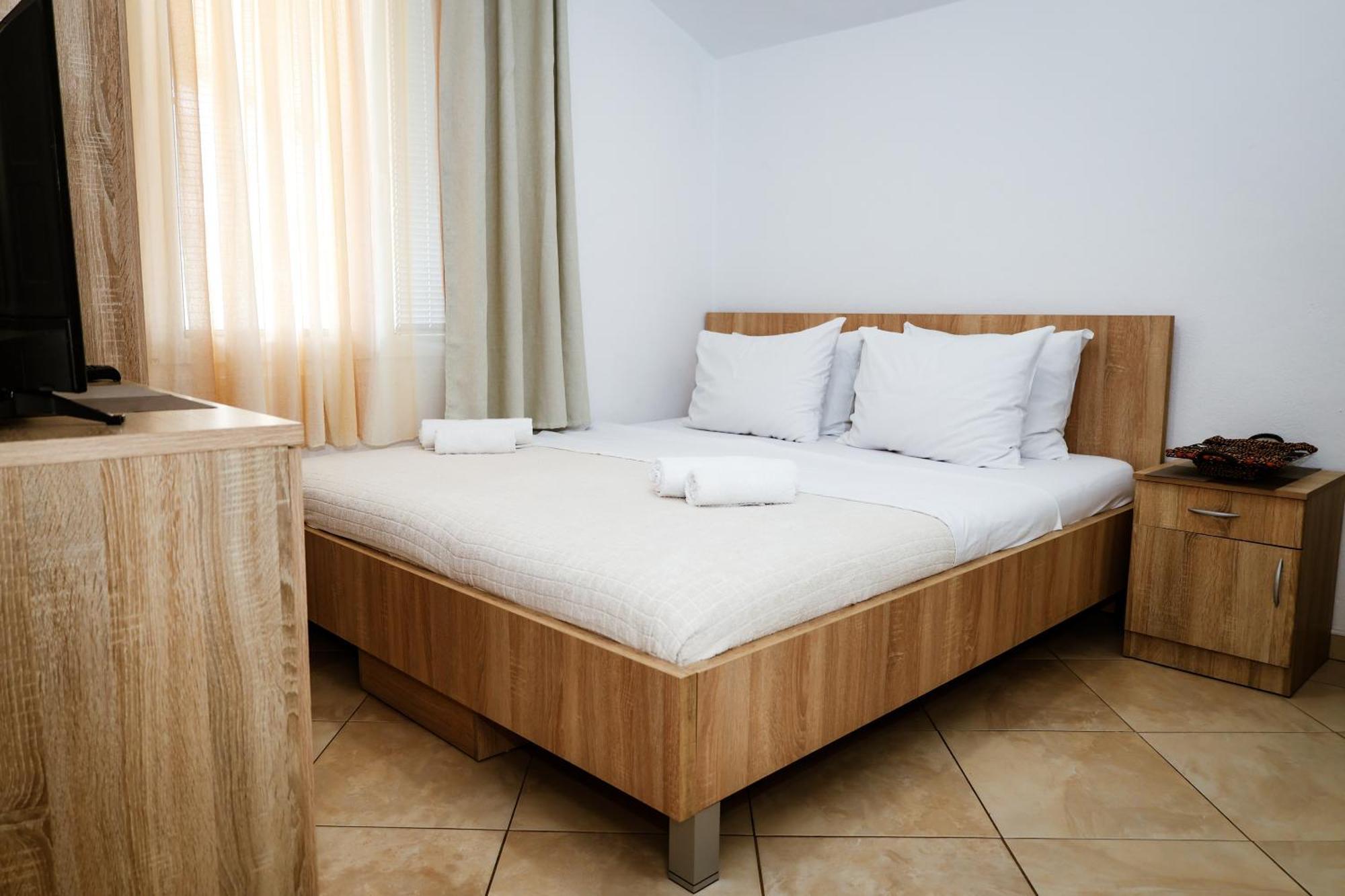 Apartments Djukic تيفات المظهر الخارجي الصورة