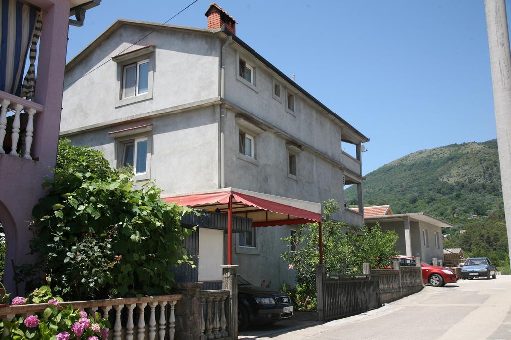 Apartments Djukic تيفات المظهر الخارجي الصورة